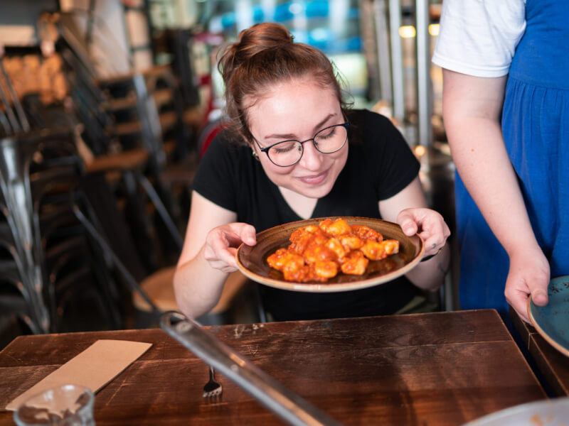 Couples cooking classes